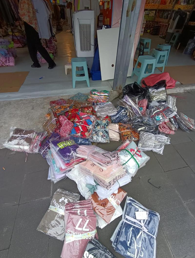 重庆南岸区3元服装尾货市场